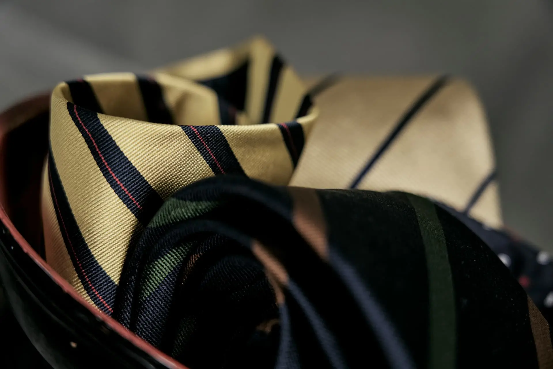 ELEGANZA ATTO DI RIBELLIONE | I CODICI DELLO STILE